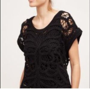 Beautiful crochet top nwts
